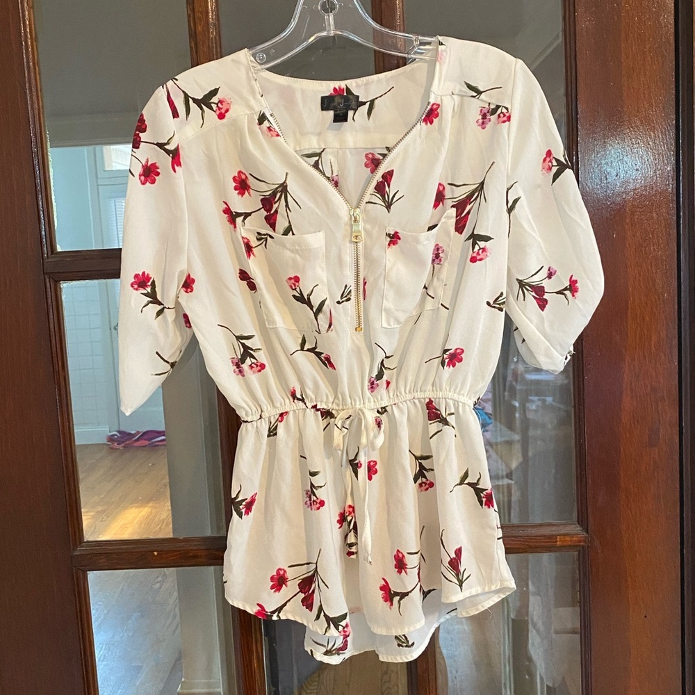 Romantic floral blouse